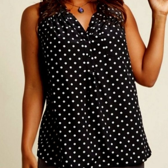 Modcloth Summer Top πΏ Myrtlewood Sleeveless Polka Dot Top - Picture 2 of 4